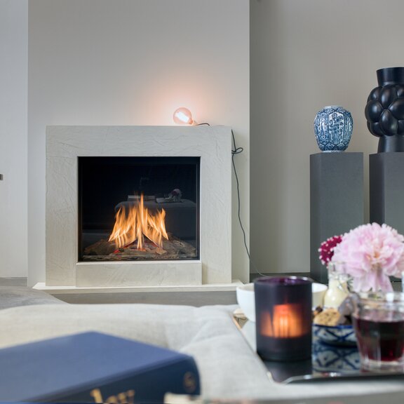 MatriX 800/650 gas fireplace from Faber in the living room